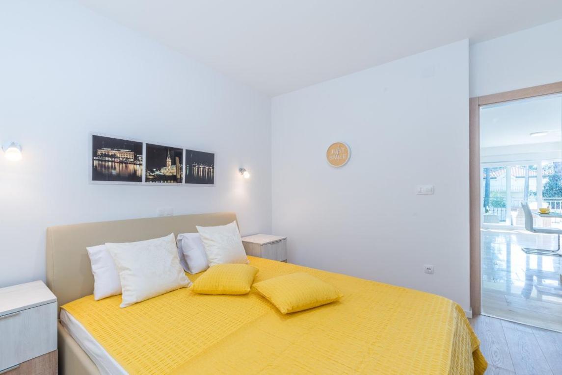 Apartmann Vir Εξωτερικό φωτογραφία