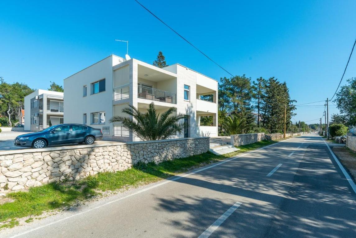 Apartmann Vir Εξωτερικό φωτογραφία