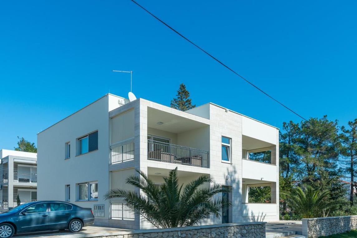 Apartmann Vir Εξωτερικό φωτογραφία